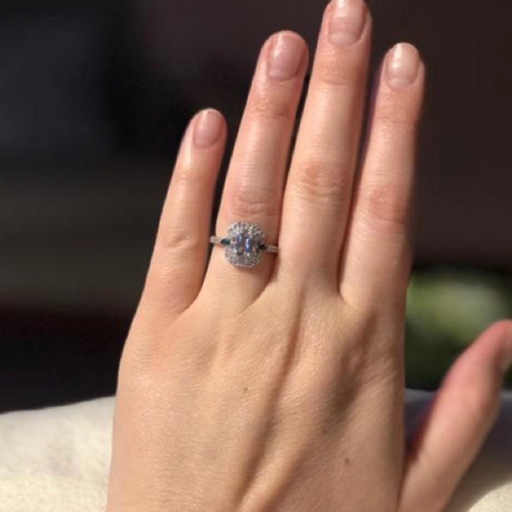 Aquamarine blue topaz sterling silver ring size 7